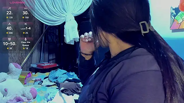 Zaphyra18 online show from February 2, 9:24 pm