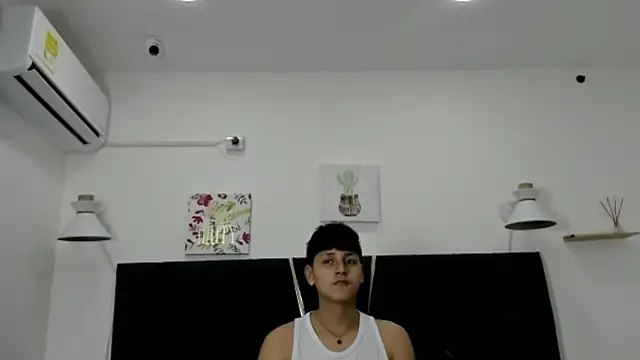 zeusapollofuck online show from September 25, 8:12 pm