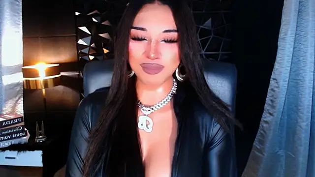 xUrGoddess Bellax online show from October 1, 8:09 am