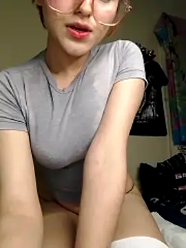 Snapshot of elizabeth05 chatting on October 19, 11:38 pm elizabeth05 online show from October 19, 11:38 pm