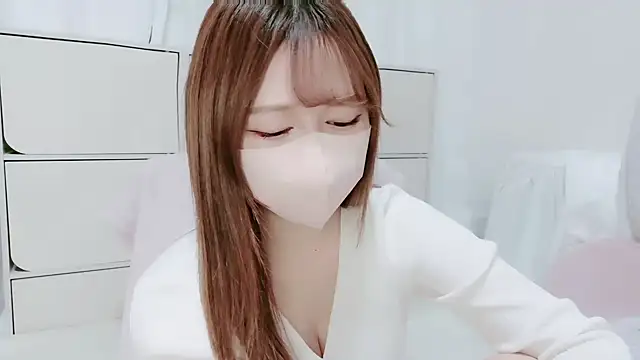 Snapshot of Hanachan_Gcup_ chatting on November 1, 6:37 am Hanachan Gcup online show from November 1, 6:37 am