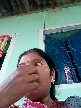 Snapshot of Jivika_Jaiswal chatting on October 27, 1:20 am Jivika Jaiswal online show from October 27, 1:20 am