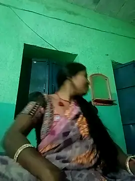 Snapshot of Jivika_Jaiswal chatting on November 2, 1:46 pm Jivika Jaiswal online show from November 2, 1:46 pm