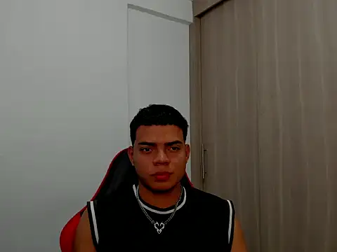 Axel-Latin-Boy online show from September 26, 3:16 pm