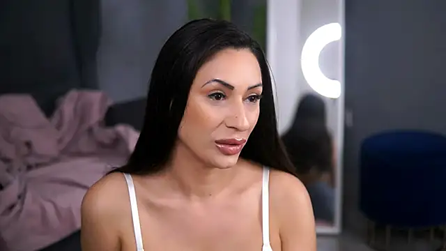 Snapshot of SarahMystique chatting on November 20, 2:17 pm SarahMystique online show from November 20, 2:17 pm