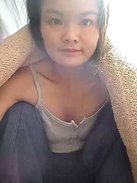 xinhxinhcute online show from October 18, 11:49 pm