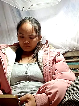 xinhxinhcute online show from November 1, 12:29 pm