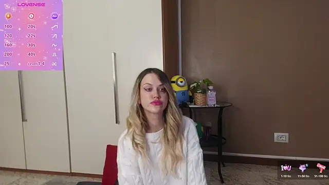 Snapshot of ScarletVerdi chatting on December 2, 8:52 am ScarletVerdi online show from December 2, 8:52 am