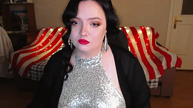 EmillyBones online show from October 30, 3:46 pm