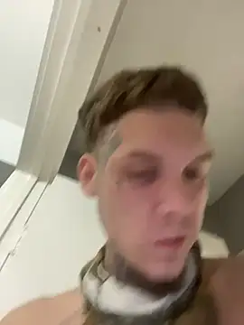 Snapshot of Duanennnn chatting on November 5, 7:41 am Duanennnn online show from November 5, 7:41 am