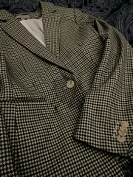 Snapshot of JeuneHommeBg2 chatting on December 4, 8:01 am JeuneHommeBg2 online show from December 4, 8:01 am