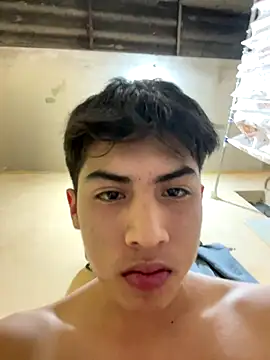 Xannxx online show from December 4, 3:05 am