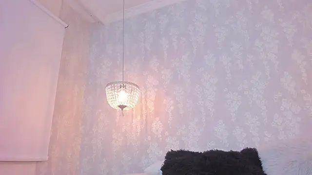 jazlin angels online show from November 24, 7:19 am