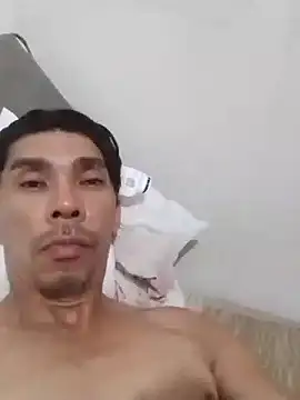 Snapshot of Shawnzinho chatting on October 4, 6:17 pm Shawnzinho online show from October 4, 6:17 pm