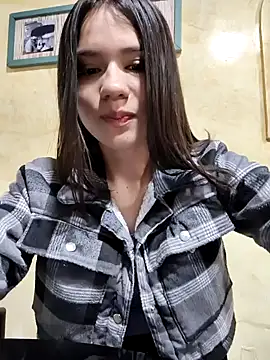 Snapshot of CHARLOTTE__05 chatting on September 10, 12:27 pm CHARLOTTE 05 online show from September 10, 12:27 pm