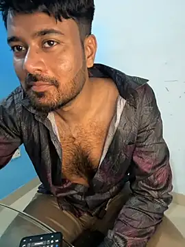 Snapshot of MeekBatgirl chatting on October 3, 4:59 pm MeekBatgirl online show from October 3, 4:59 pm