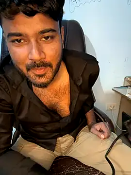 Snapshot of MeekBatgirl chatting on October 12, 12:59 pm MeekBatgirl online show from October 12, 12:59 pm