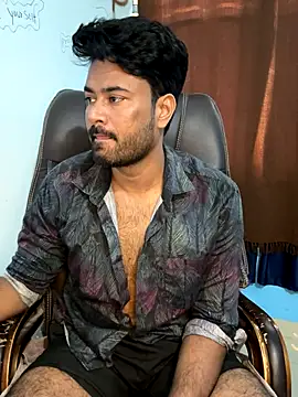 Snapshot of MeekBatgirl chatting on November 15, 6:22 am MeekBatgirl online show from November 15, 6:22 am