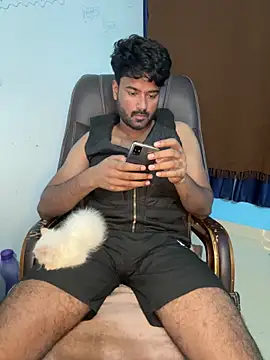 Snapshot of MeekBatgirl chatting on November 16, 5:29 pm MeekBatgirl online show from November 16, 5:29 pm