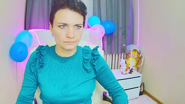 Snapshot of AvaSaturnian chatting on September 18, 12:07 pm AvaSaturnian online show from September 18, 12:07 pm