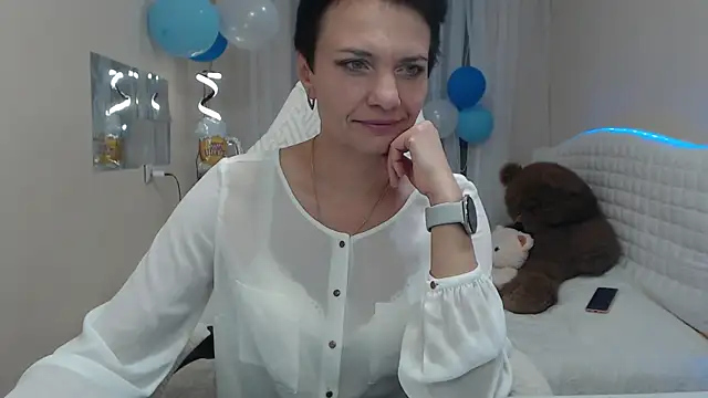 Snapshot of AvaSaturnian chatting on September 28, 12:10 pm AvaSaturnian online show from September 28, 12:10 pm