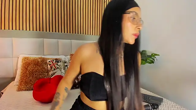 Snapshot of Roseaurora chatting on September 16, 12:06 pm Roseaurora online show from September 16, 12:06 pm
