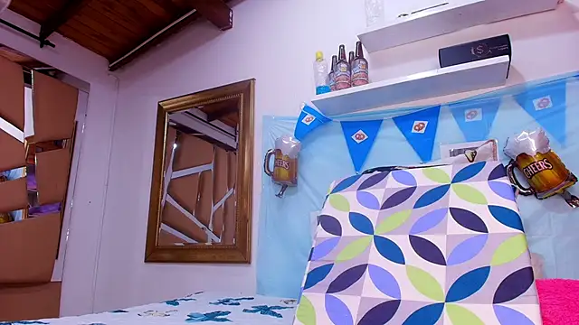 sweegirl69 online show from October 3, 12:02 pm