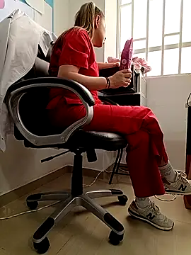 Madisson-04  online show from March 10, 3:06 pm