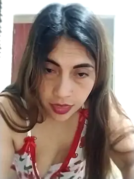Snapshot of Camila_latina_0 chatting on October 8, 4:10 am Camila latina 0 online show from October 8, 4:10 am