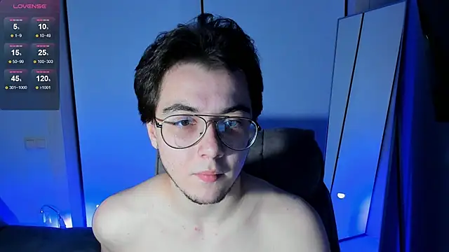 tyler bergg online show from September 10, 9:37 pm