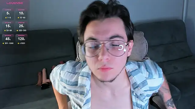 tyler bergg online show from September 25, 11:52 pm