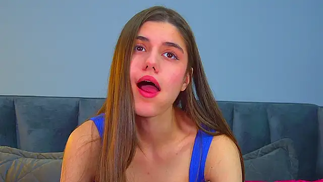 Snapshot of ArianaAllens chatting on December 16, 6:18 am ArianaAllens online show from December 16, 6:18 am