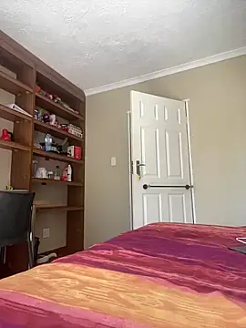 Moonzy77 online show from October 3, 9:39 am