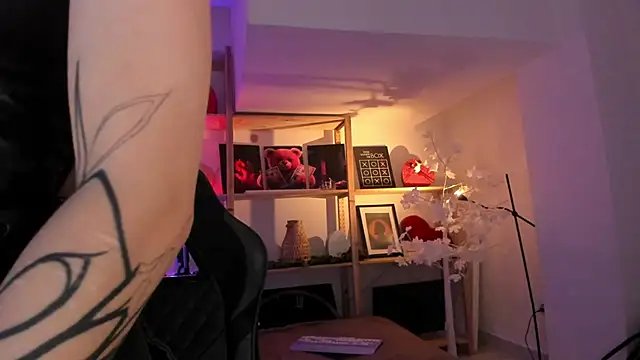 Sima Wendy online show from November 18, 7:13 am