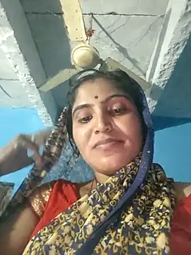 LUCKY cut online show from October 17, 8:00 pm