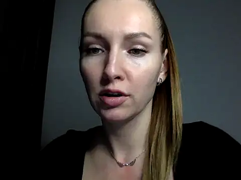 Varnyx online show from November 3, 9:16 pm