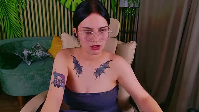 Angel Braun online show from September 27, 10:15 pm