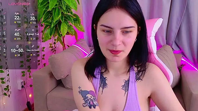 Angel Braun online show from November 17, 1:06 pm