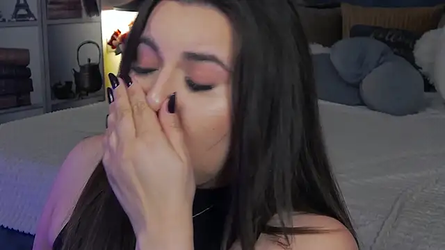 Snapshot of Mia_Swano chatting on November 16, 11:32 pm Mia Swano online show from November 16, 11:32 pm