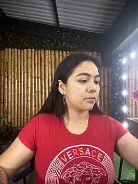 Snapshot of jasmincollin_ chatting on November 1, 1:51 am jasmincollin online show from November 1, 1:51 am