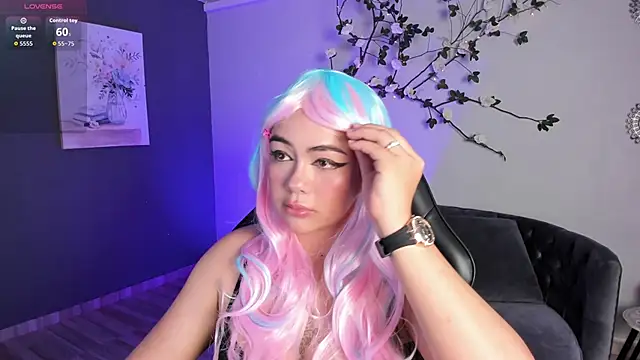 Snapshot of jasmincollin_ chatting on January 7, 1:41 am jasmincollin online show from January 7, 1:41 am