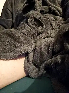 Snapshot of YourBigOne20 chatting on September 23, 7:33 am YourBigOne20 online show from September 23, 7:33 am