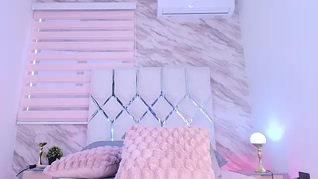 collet 1 online show from November 22, 12:04 pm