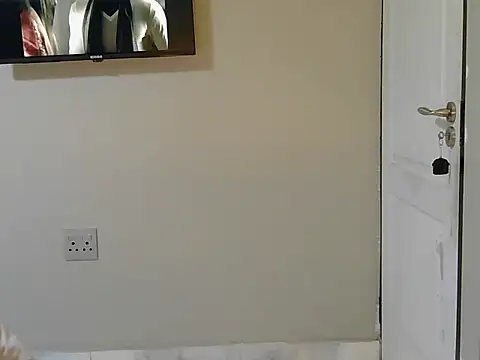 Shaylah jasmine online show from September 9, 12:48 pm