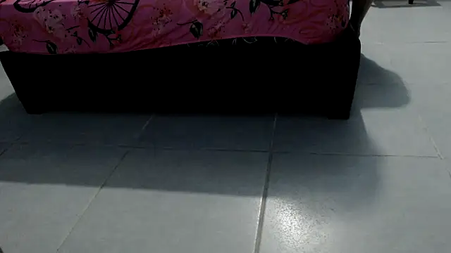 Snapshot of Luisa_Paul chatting on November 30, 1:09 am Luisa Paul online show from November 30, 1:09 am