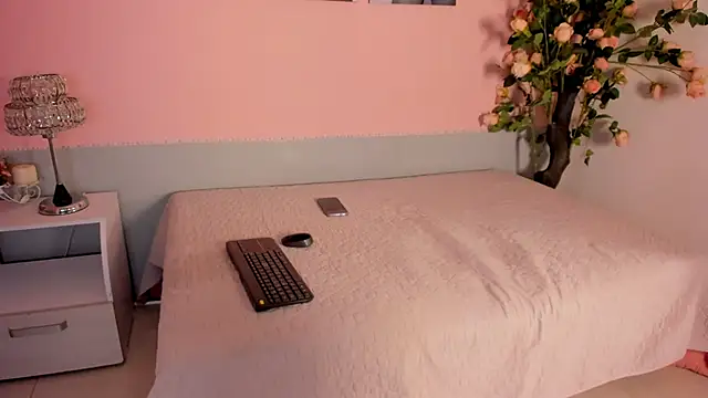 Stefany gonzales  online show from November 24, 11:21 am