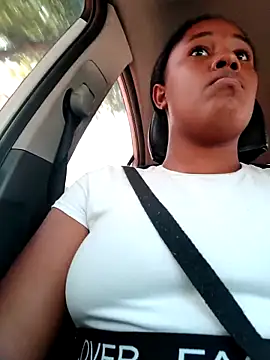 Snapshot of MoniqueMulberry chatting on October 28, 6:21 pm MoniqueMulberry online show from October 28, 6:21 pm