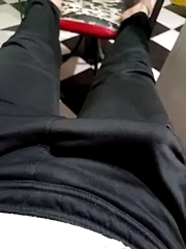 anis3g4 online show from December 4, 10:29 pm