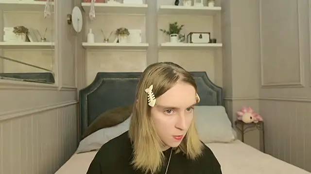 Snapshot of Beverly_Gomes chatting on September 16, 5:52 am Beverly Gomes online show from September 16, 5:52 am