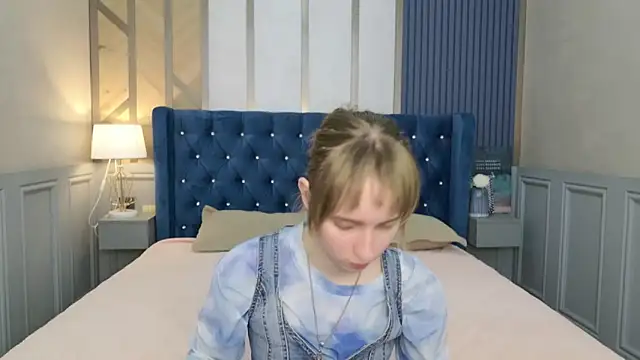 Snapshot of Beverly_Gomes chatting on October 4, 6:33 am Beverly Gomes online show from October 4, 6:33 am